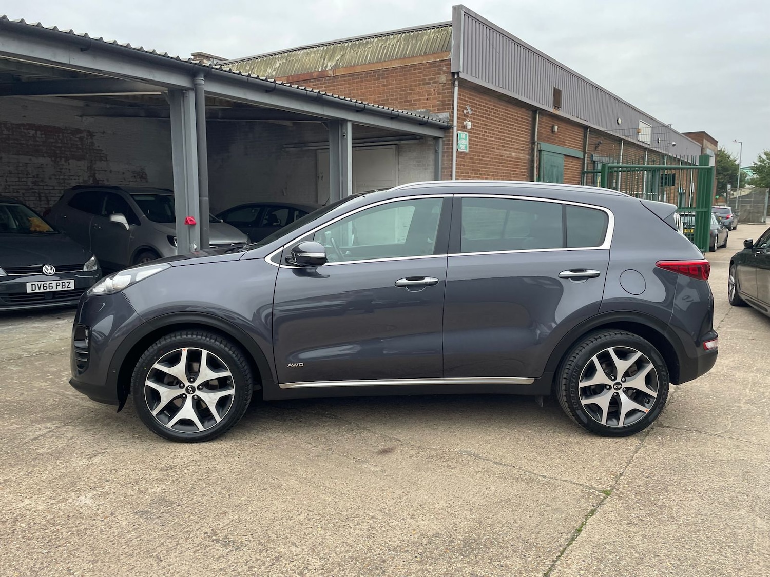 Used Kia Sportage 2017 for sale - 76310075: Photo 73