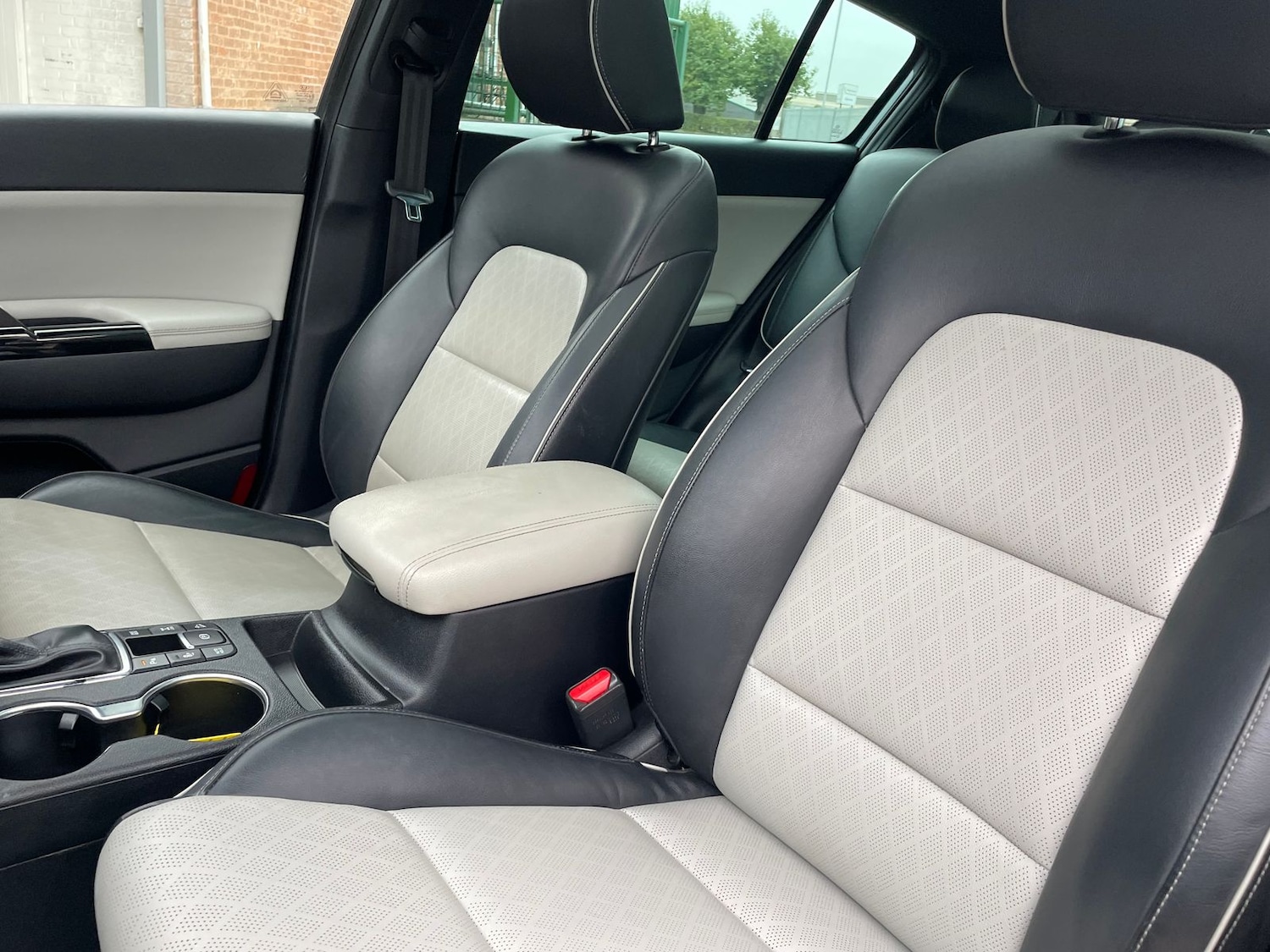 Used Kia Sportage 2017 for sale - 76310075: Photo 9