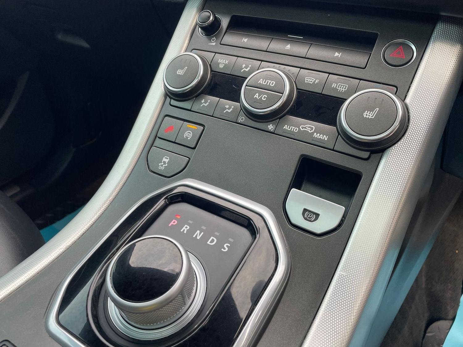 Used Land Rover Range Rover Evoque 2015 for sale - 77158091: Photo 10