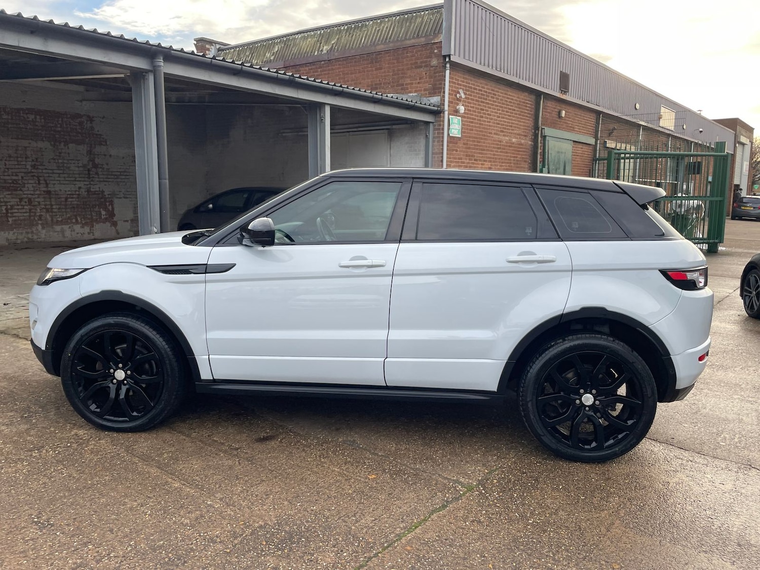 Used Land Rover Range Rover Evoque 2015 for sale - 77158091: Photo 69