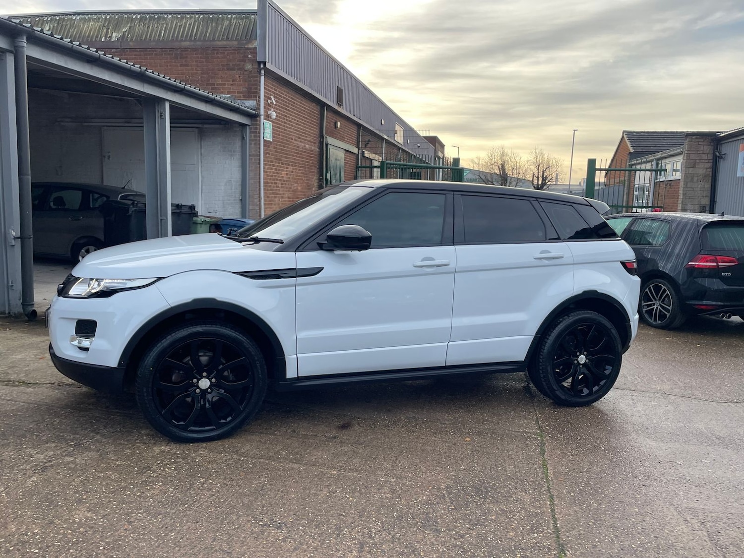 Used Land Rover Range Rover Evoque 2015 for sale - 77158091: Photo 72