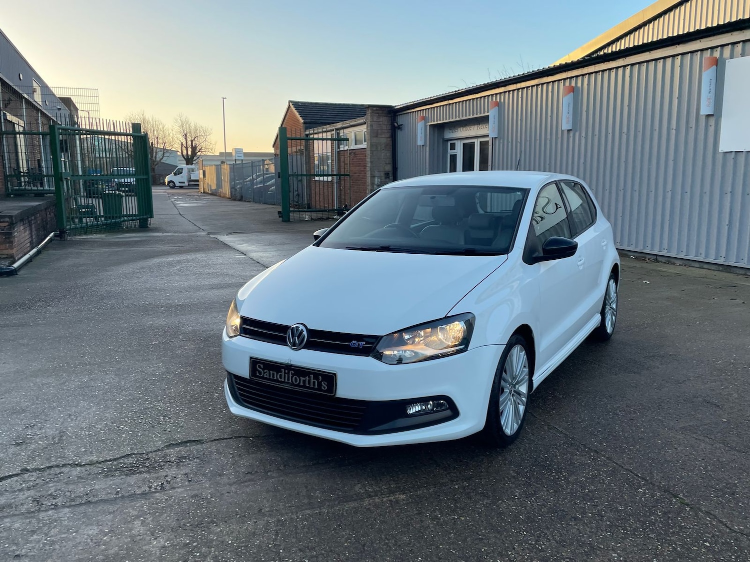 Used Volkswagen Polo 2017 for sale - 76999730: Photo 64