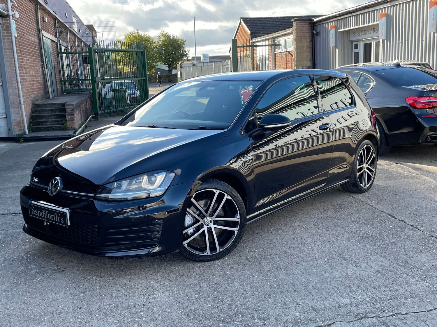 Used Volkswagen Golf 2016 for sale - 76543134: Photo 3