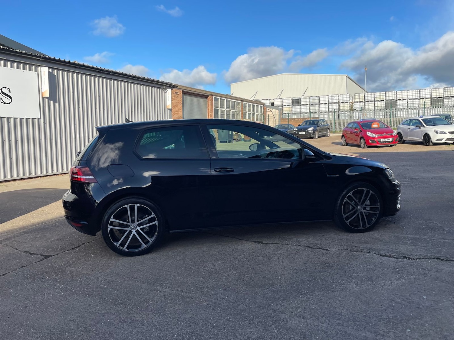 Used Volkswagen Golf 2016 for sale - 76543134: Photo 42