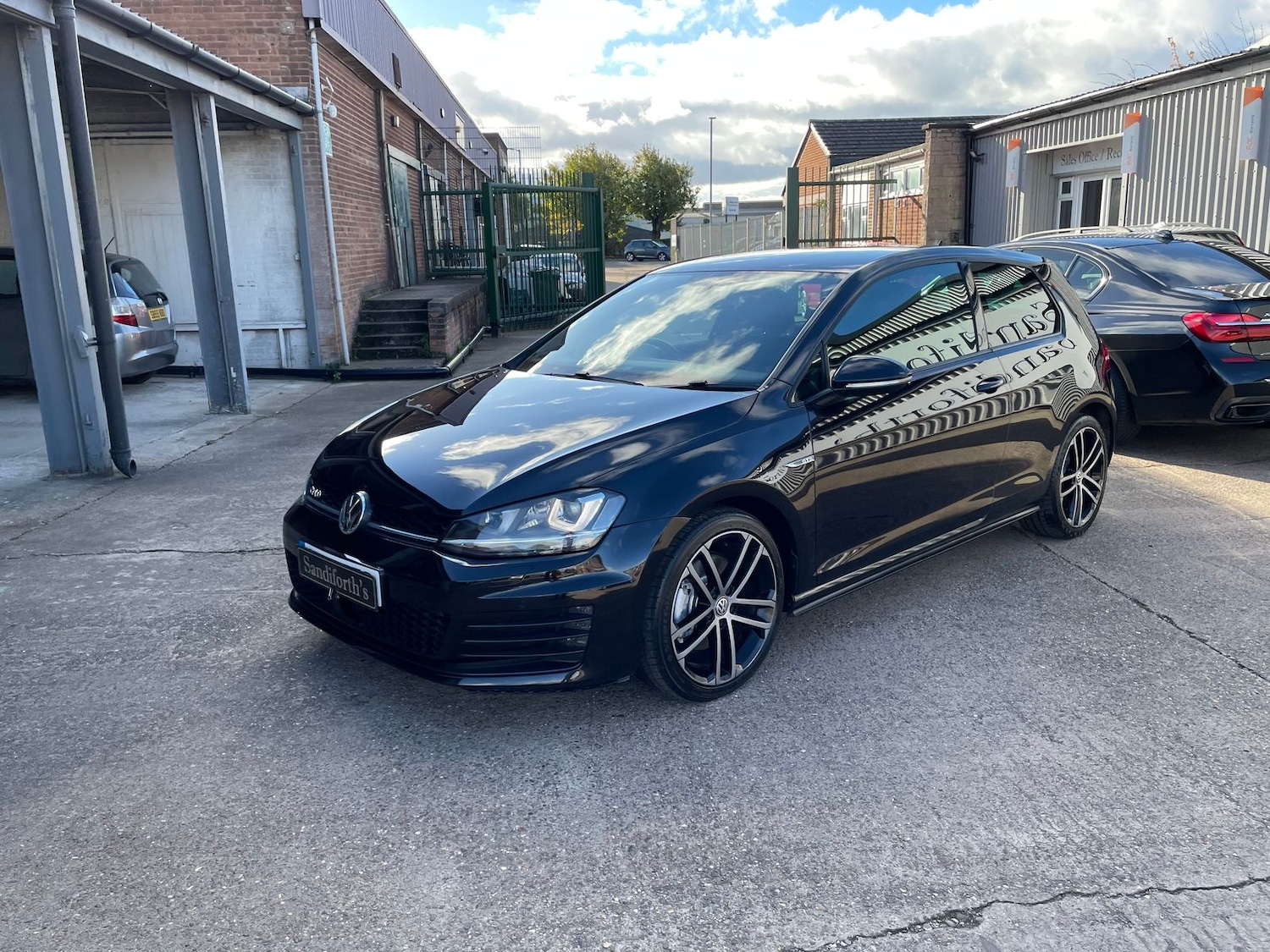 Used Volkswagen Golf 2016 for sale - 76543134: Photo 61