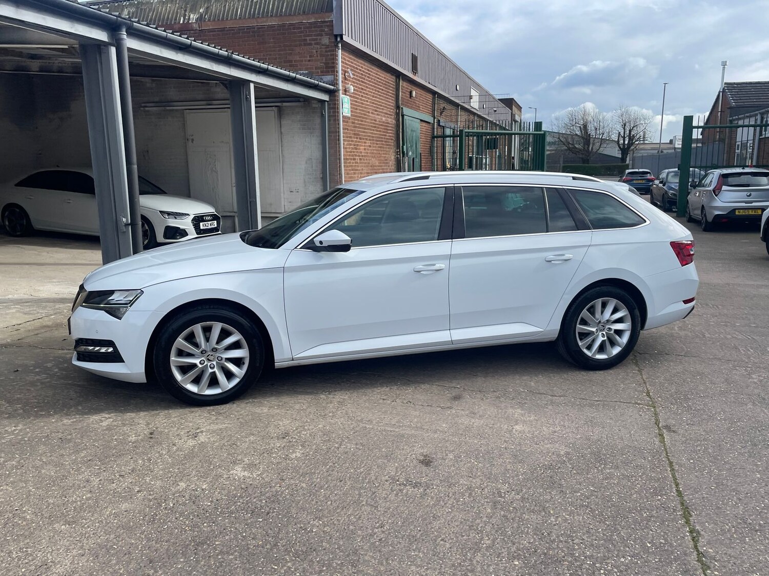 Used Skoda Superb 2022 for sale - 78022657: Photo 61