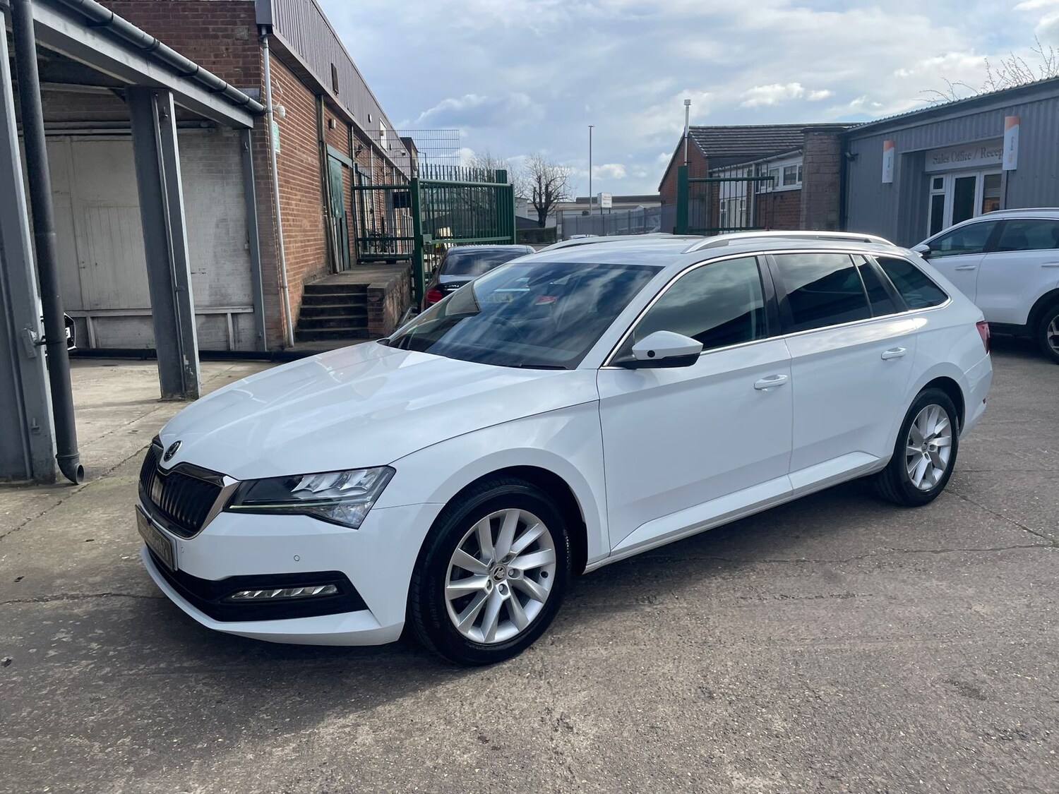 Used Skoda Superb 2022 for sale - 78022657: Photo 64