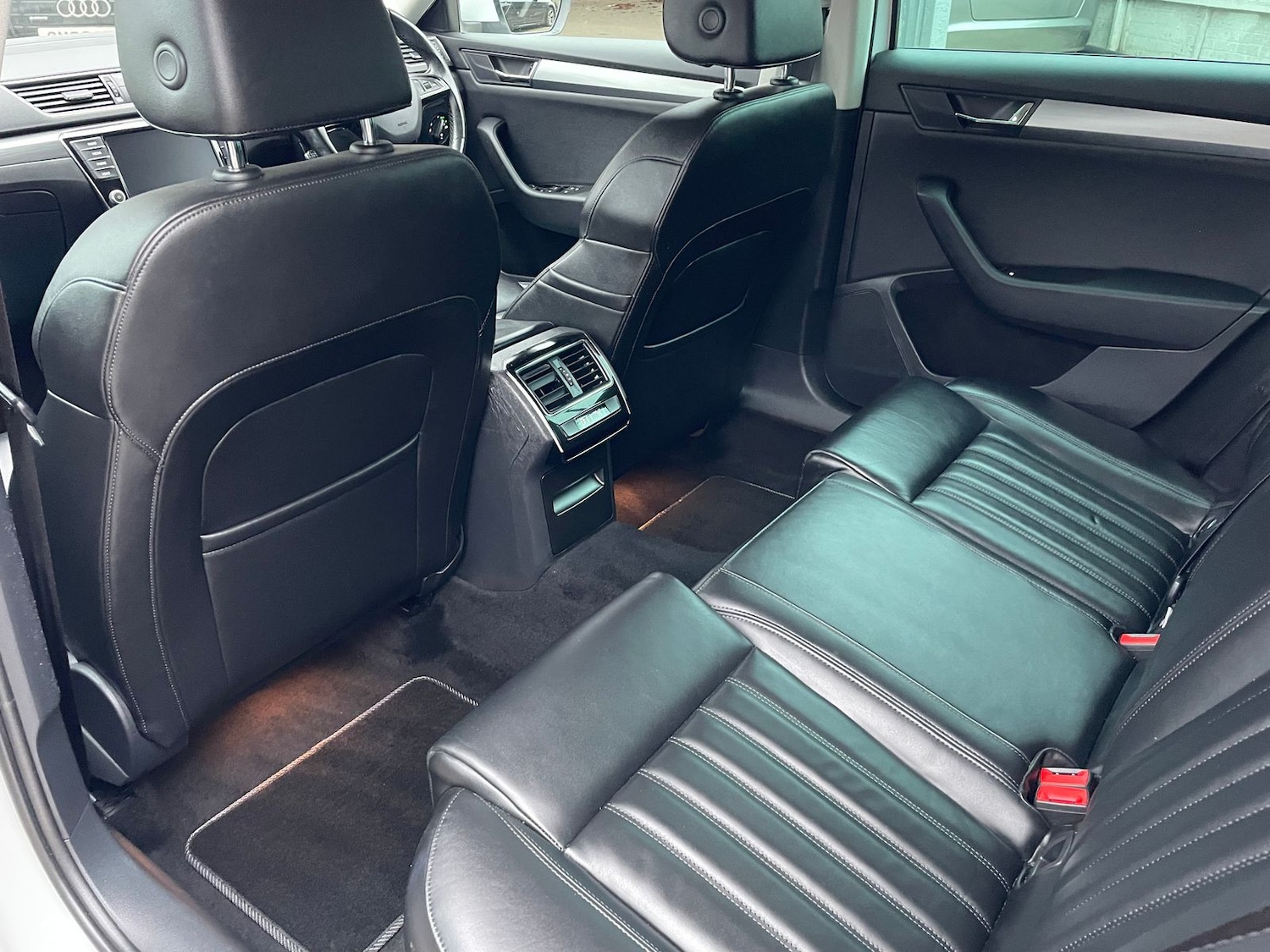 Used Skoda Superb 2017 for sale - 77031646: Photo 18