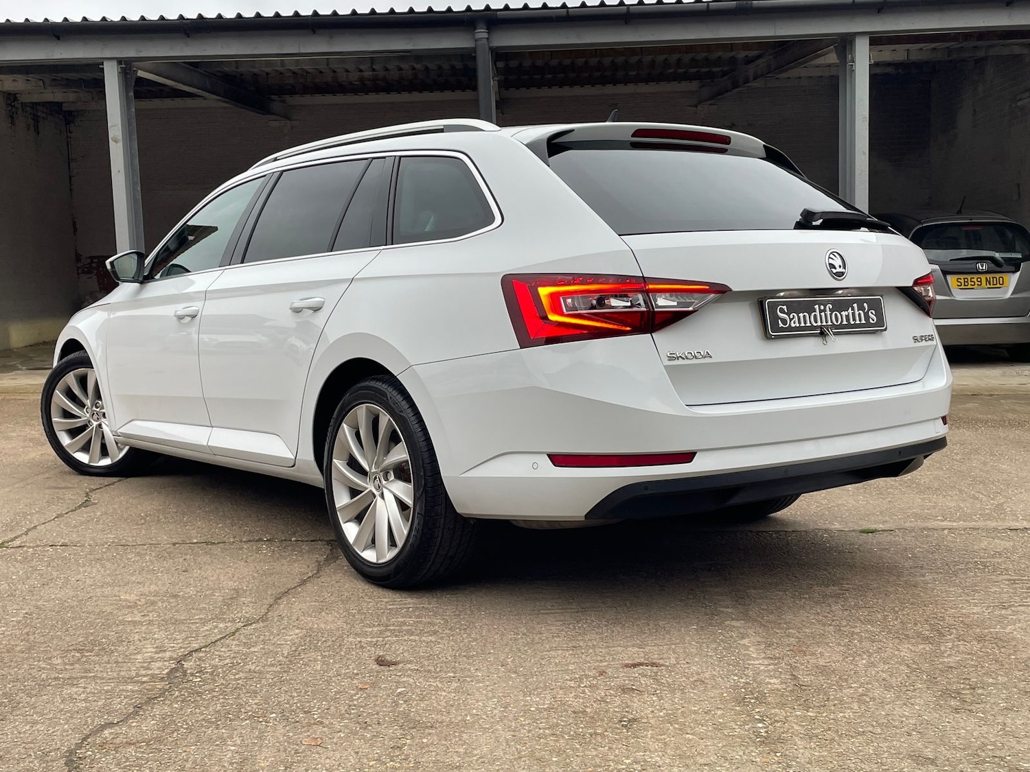 Used Skoda Superb 2017 for sale - 77031646: Photo 21