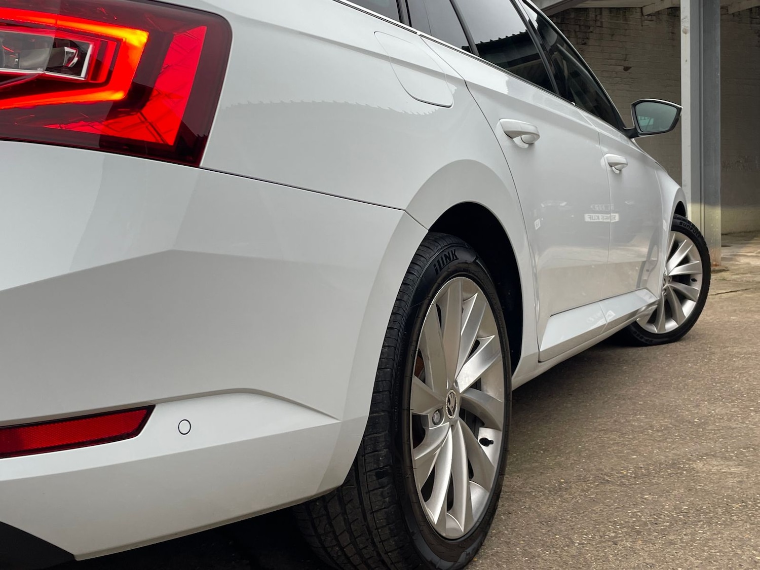 Used Skoda Superb 2017 for sale - 77031646: Photo 29