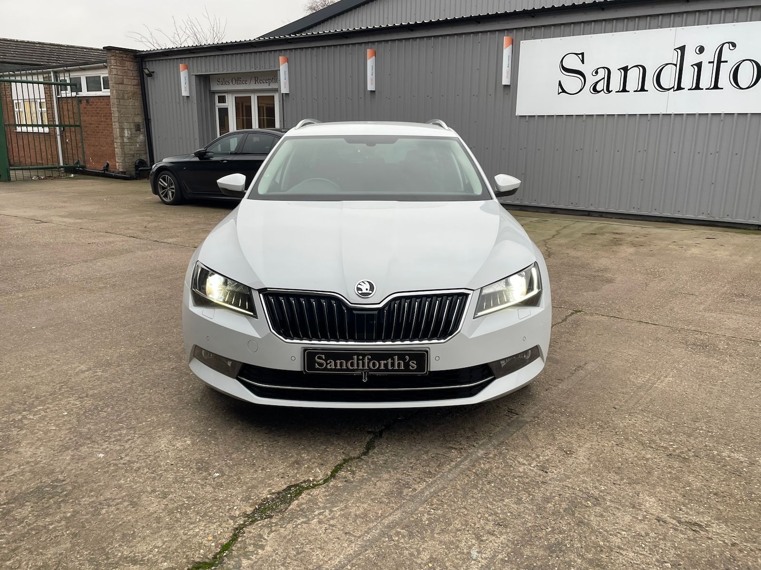 Used Skoda Superb 2017 for sale - 77031646: Photo 33