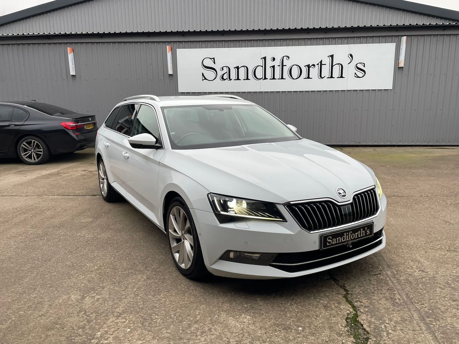 Used Skoda Superb 2017 for sale - 77031646: Photo 38