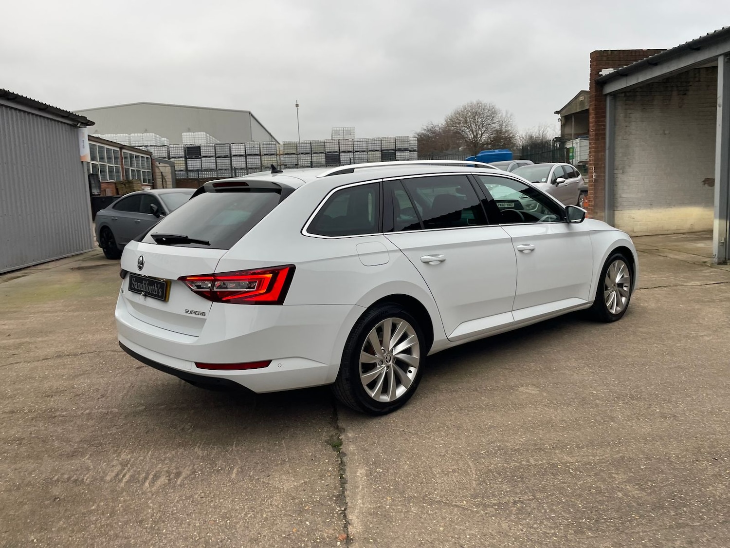 Used Skoda Superb 2017 for sale - 77031646: Photo 52