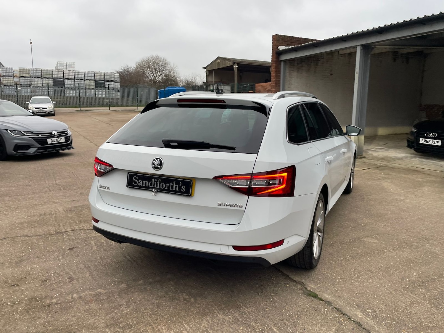 Used Skoda Superb 2017 for sale - 77031646: Photo 55