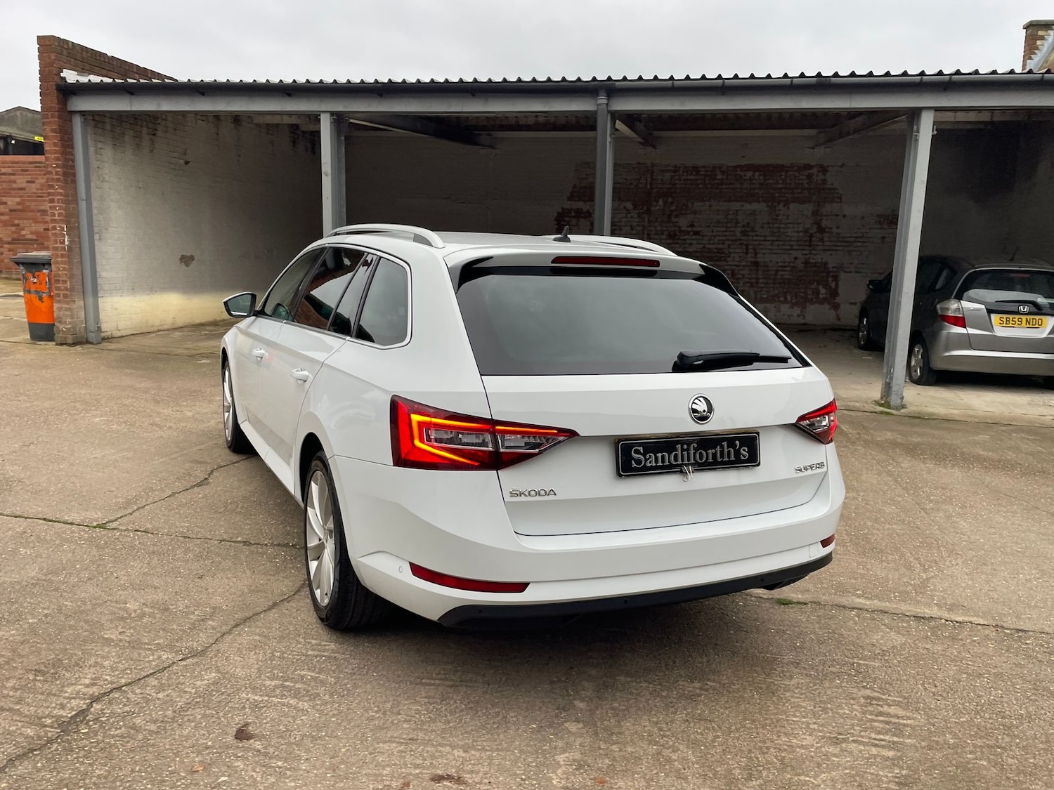 Used Skoda Superb 2017 for sale - 77031646: Photo 60