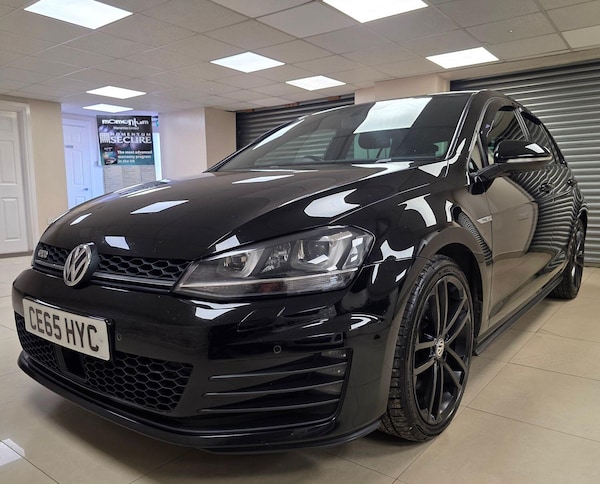 Used Volkswagen Golf 2015 for sale - 76058141: Photo 2