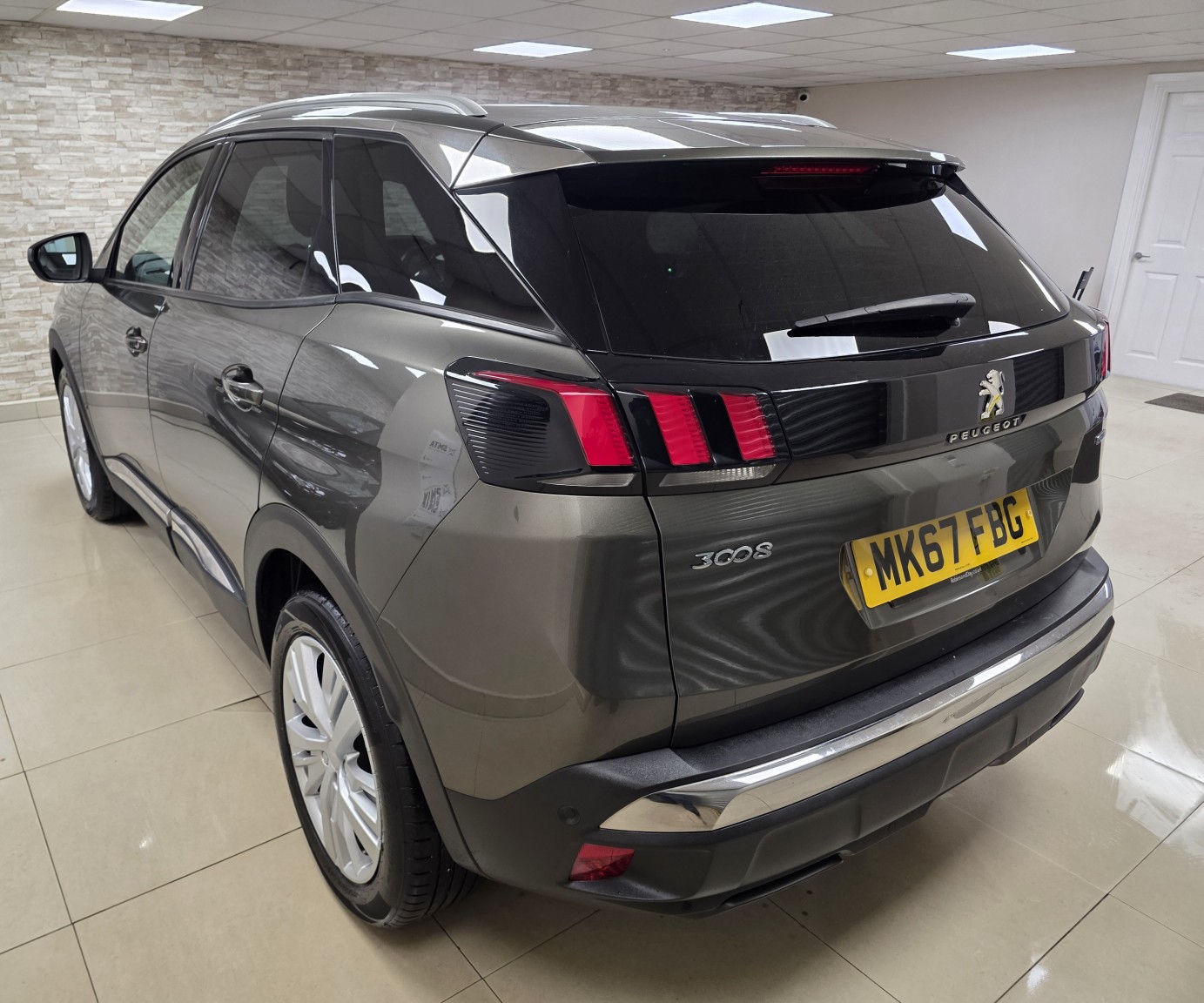 Used Peugeot 3008 2017 for sale - 77189238: Photo 4