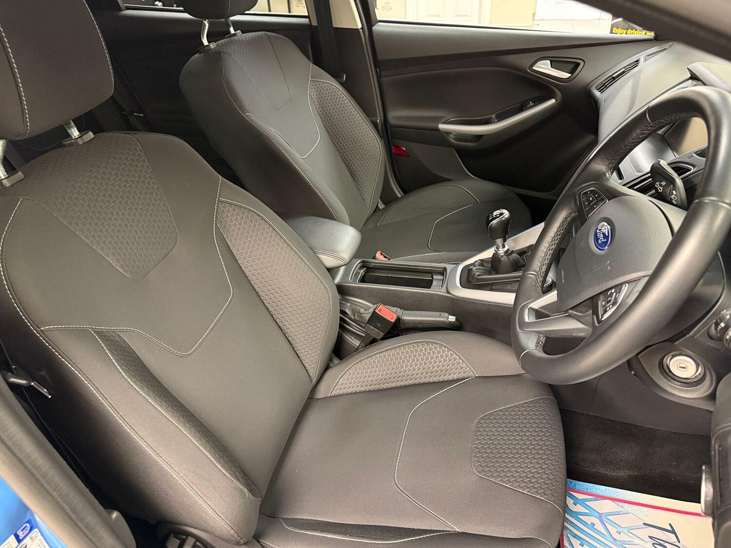 Used Ford Focus 2015 for sale - 76407525: Photo 10