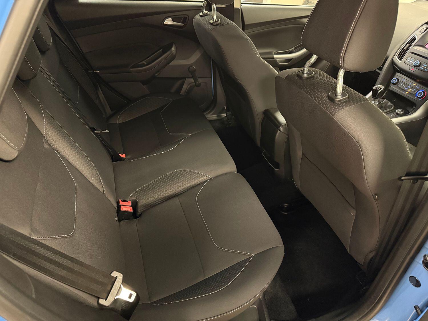 Used Ford Focus 2015 for sale - 76407525: Photo 12