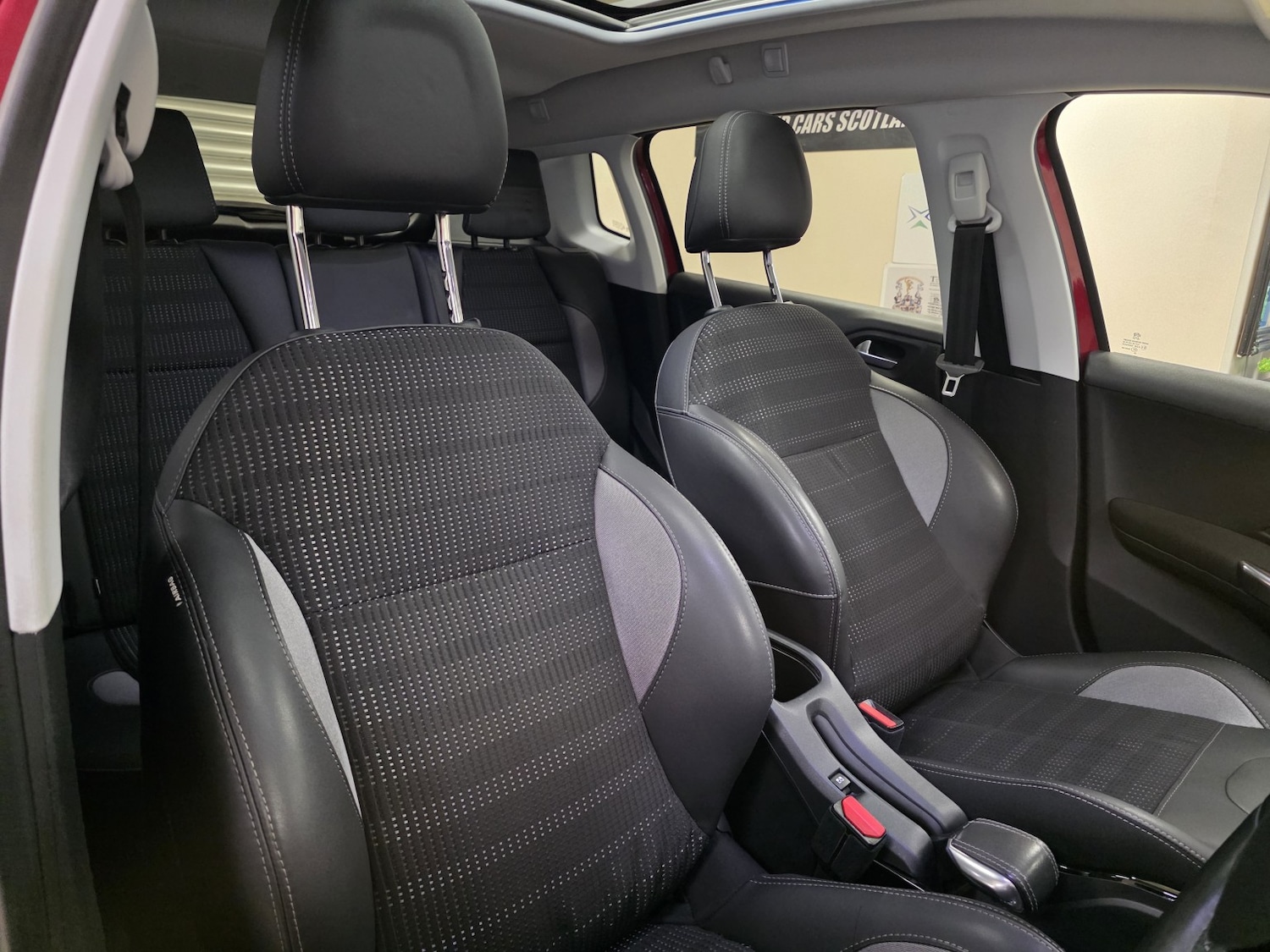 Used Peugeot 2008 2018 for sale - 77154358: Photo 17