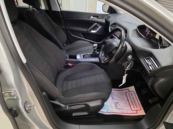 Used Peugeot 308 2017 for sale - 76011395: Photo 12