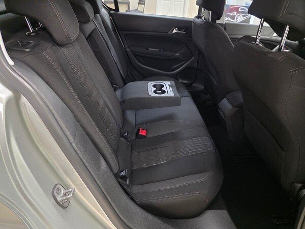 Used Peugeot 308 2017 for sale - 76011395: Photo 14