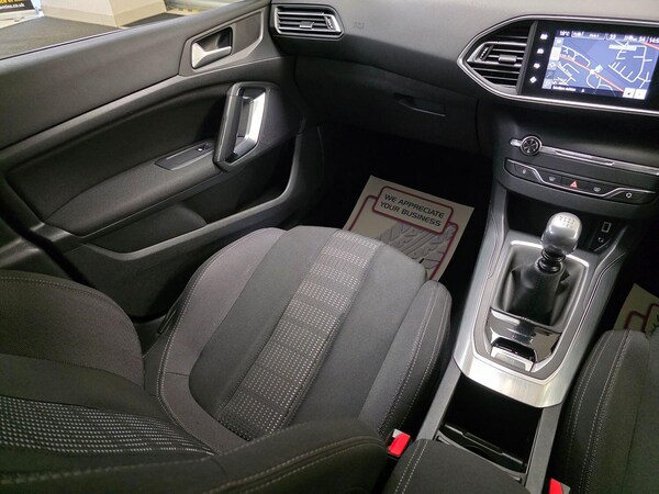 Used Peugeot 308 2017 for sale - 76011395: Photo 17
