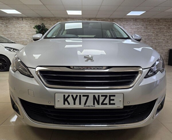 Used Peugeot 308 2017 for sale - 76011395: Photo 18