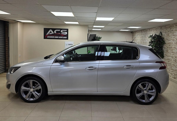 Used Peugeot 308 2017 for sale - 76011395: Photo 19
