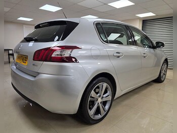 Used Peugeot 308 2017 for sale - 76011395: Photo 4