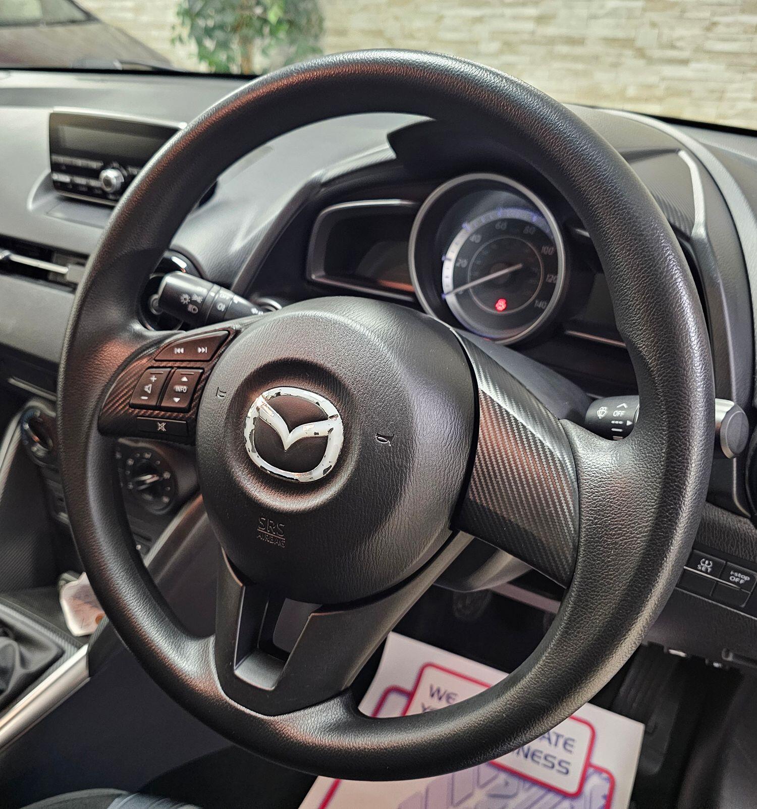 Used Mazda Mazda2 2015 for sale - 77464571: Photo 5