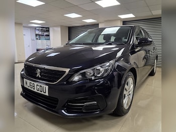 Used Peugeot 308 2018 for sale - 77781592: Photo
