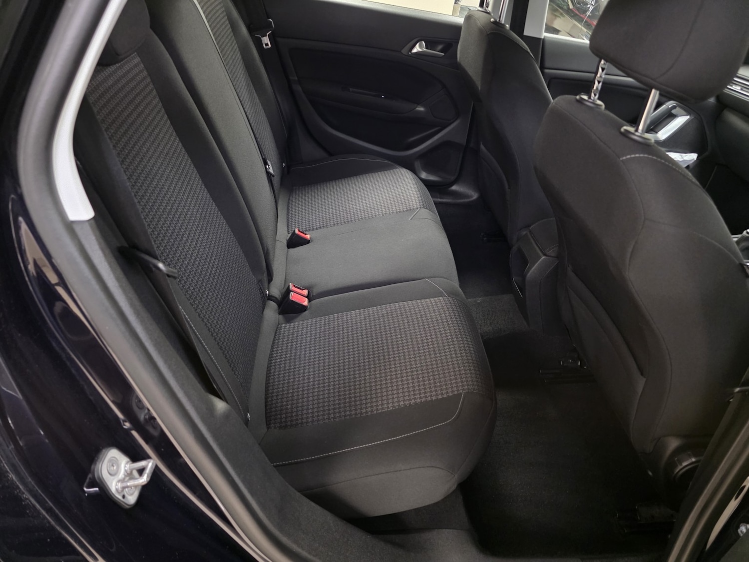 Used Peugeot 308 2018 for sale - 77781592: Photo 9