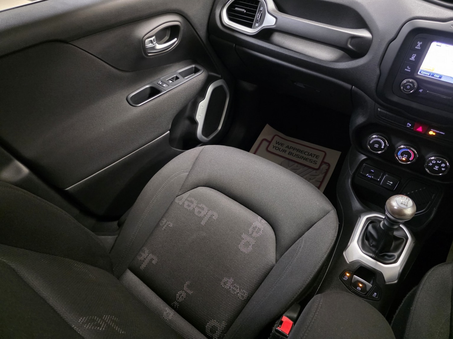 Used Jeep Renegade 2017 for sale - 77059793: Photo 8