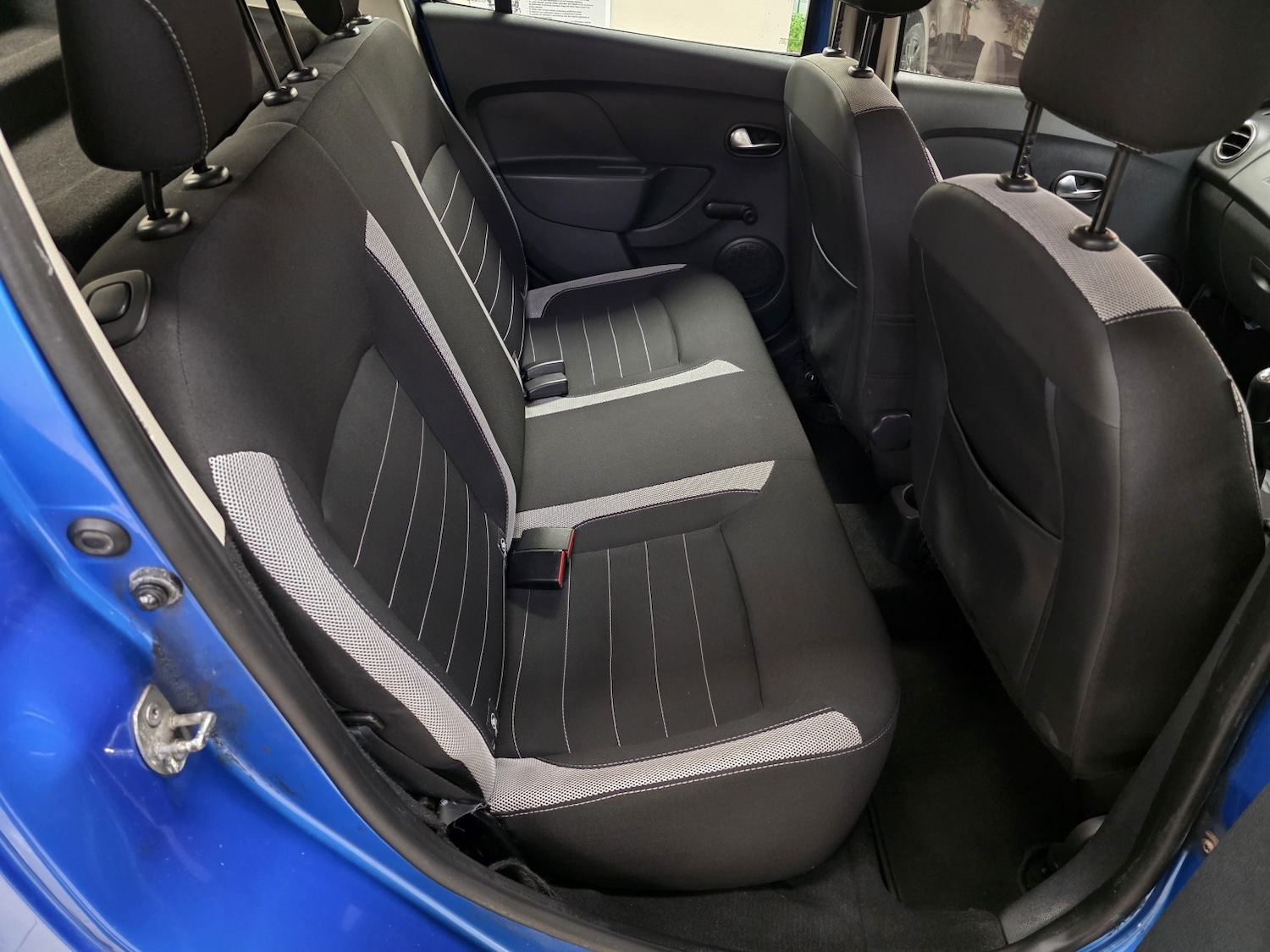 Used Dacia Sandero Stepway 2017 for sale - 77129485: Photo 14