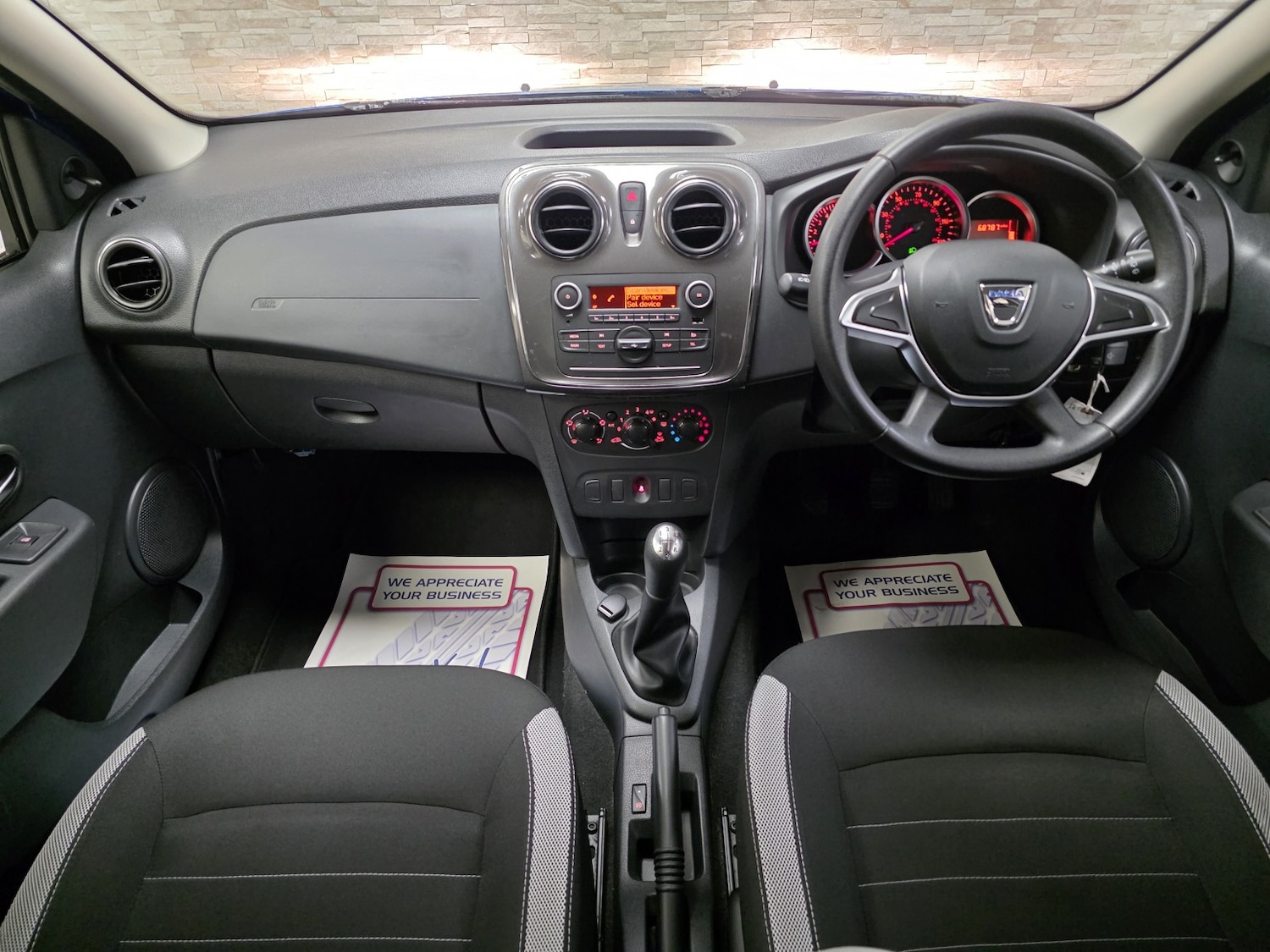 Used Dacia Sandero Stepway 2017 for sale - 77129485: Photo 16