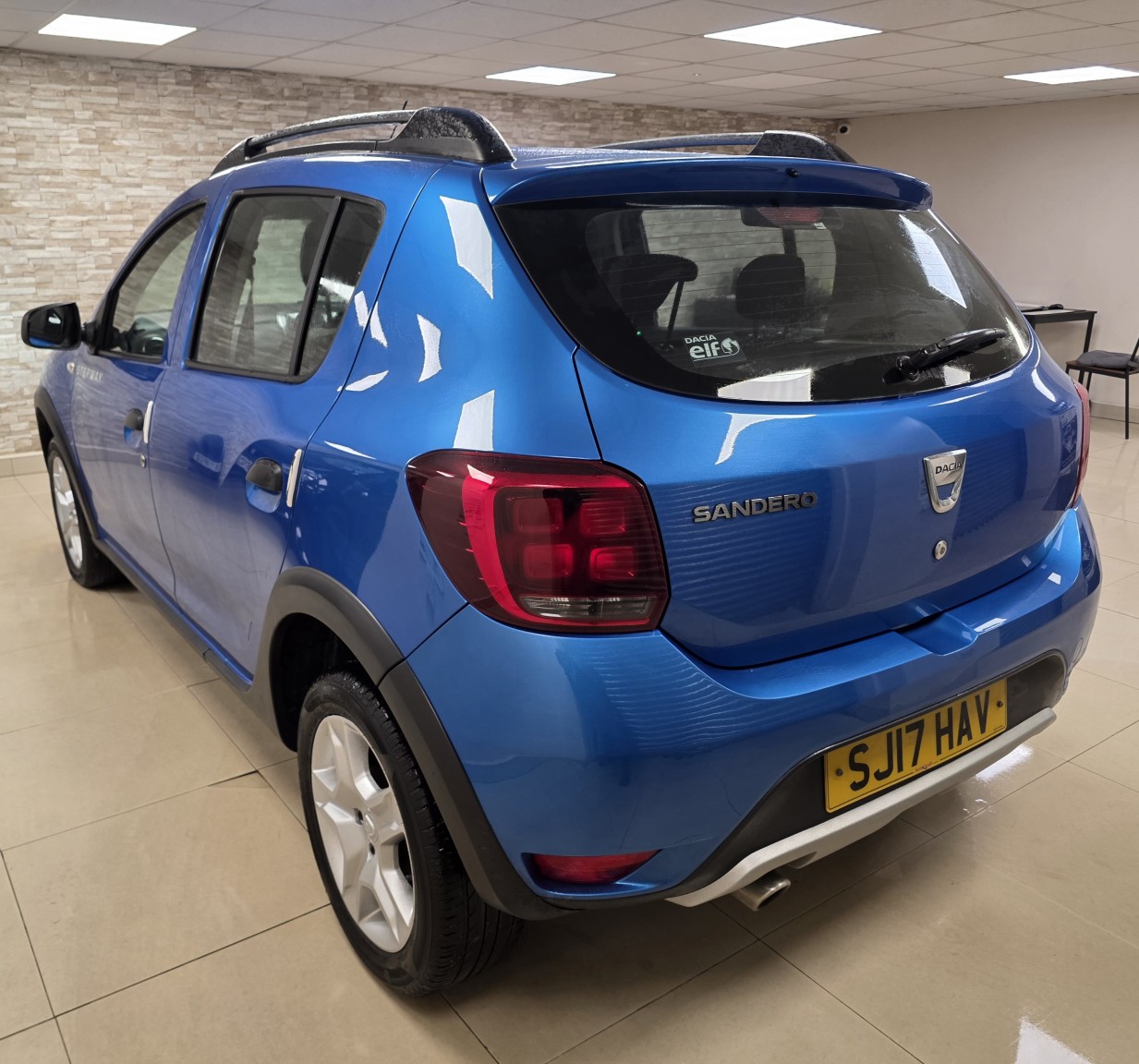 Used Dacia Sandero Stepway 2017 for sale - 77129485: Photo 3