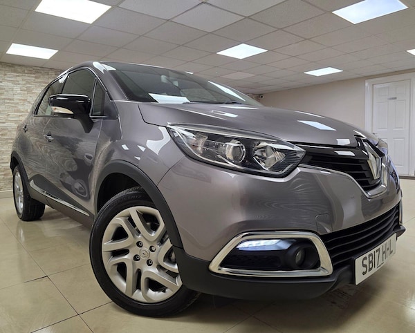 Used Renault Captur 2017 for sale - 74406302: Photo 1