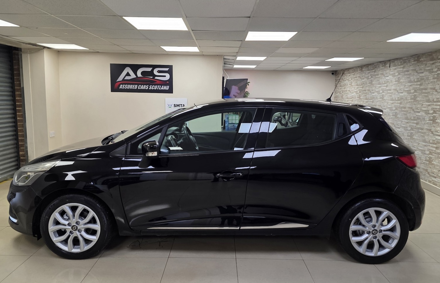 Used Renault Clio 2017 for sale - 77225152: Photo 10