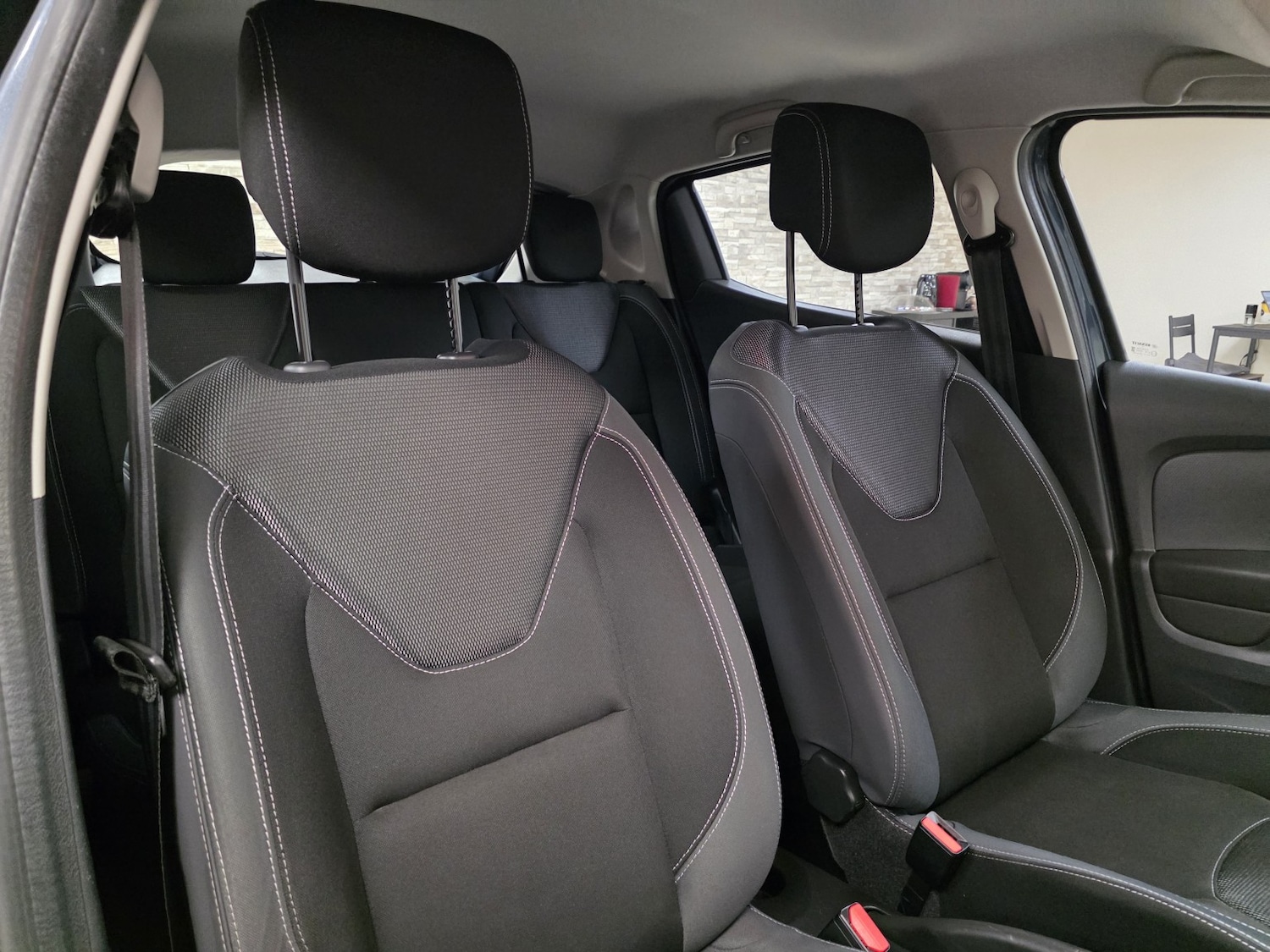 Used Renault Clio 2017 for sale - 76896890: Photo 19