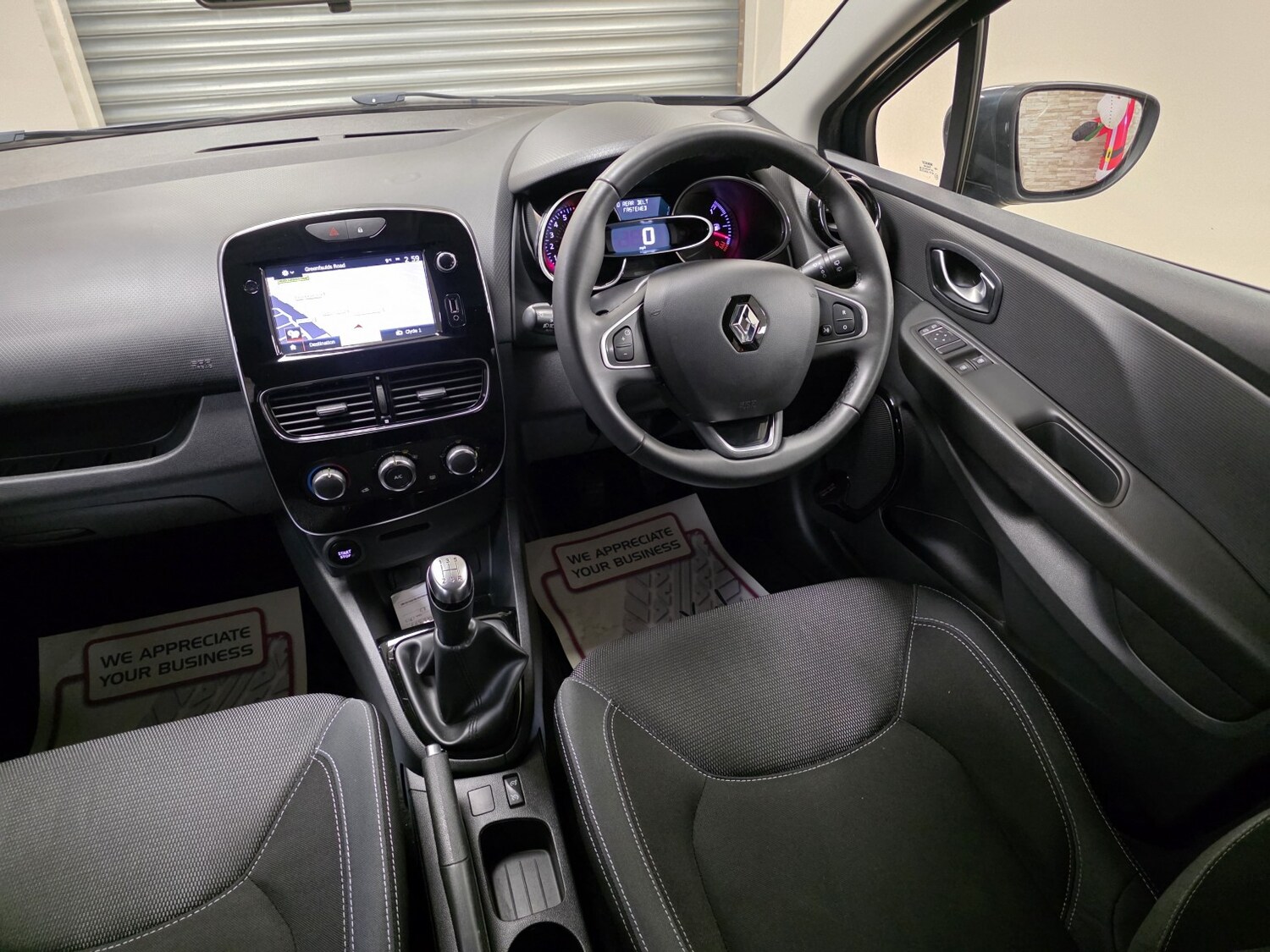 Used Renault Clio 2017 for sale - 76896890: Photo 7