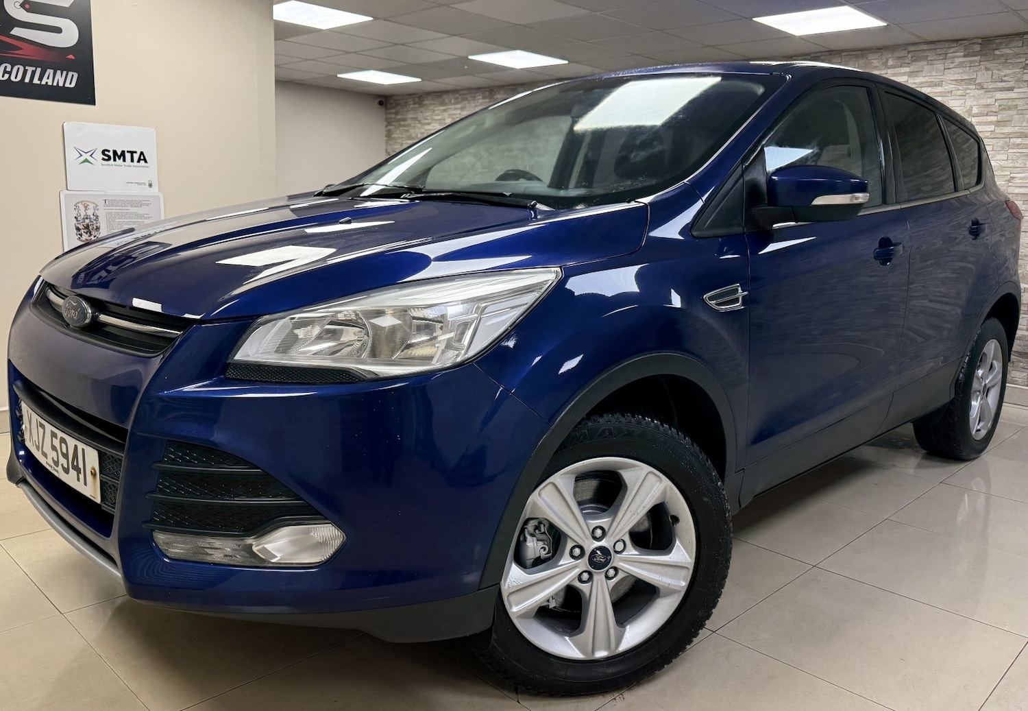 Used Ford Kuga 2015 for sale - 77584464: Photo 2