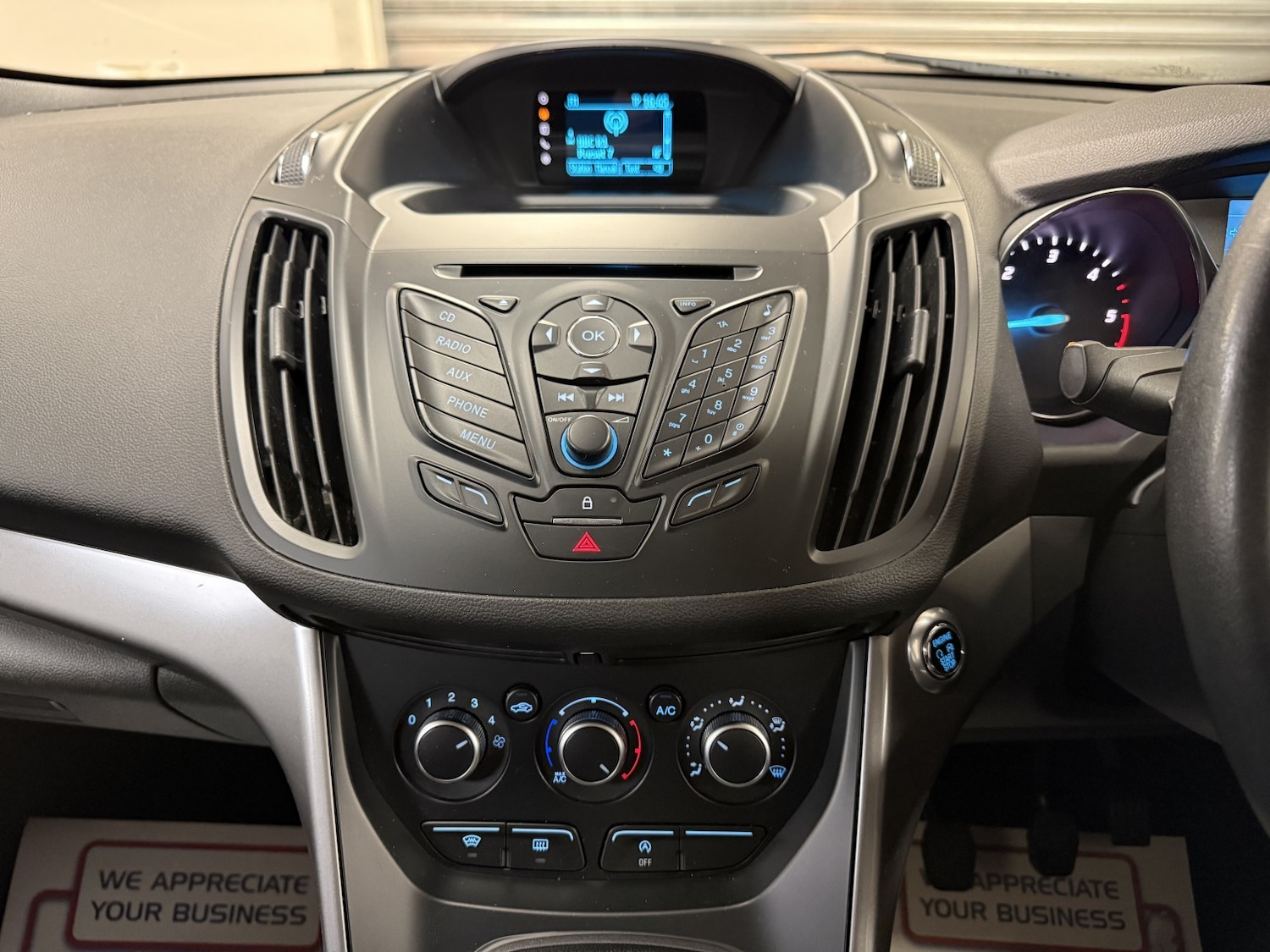 Used Ford Kuga 2015 for sale - 77584464: Photo 8