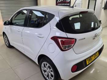 Used Hyundai i10 2018 for sale - 75183769: Photo