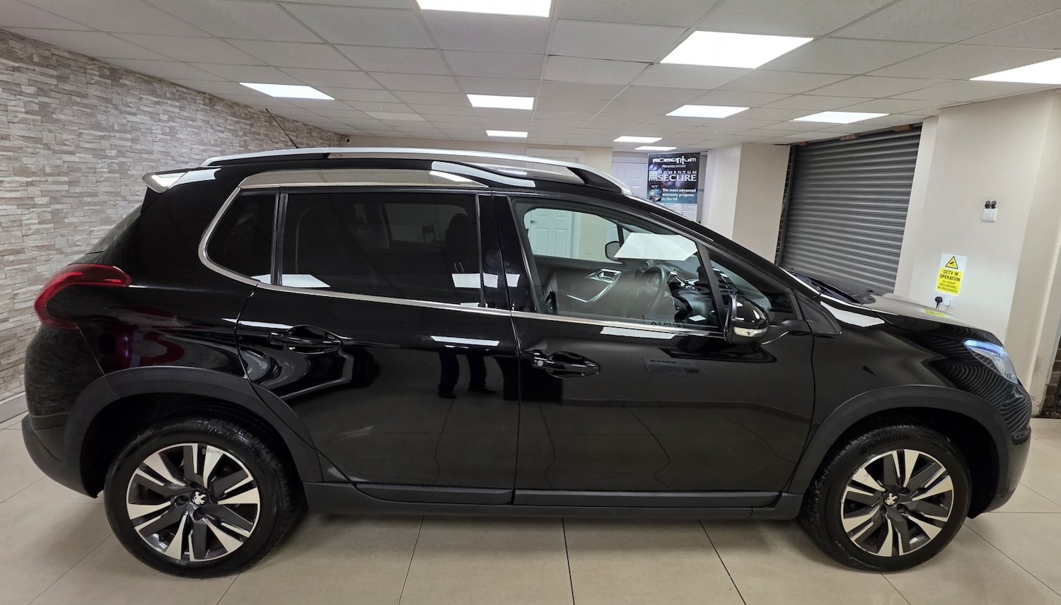 Used Peugeot 2008 2019 for sale - 76896893: Photo 14