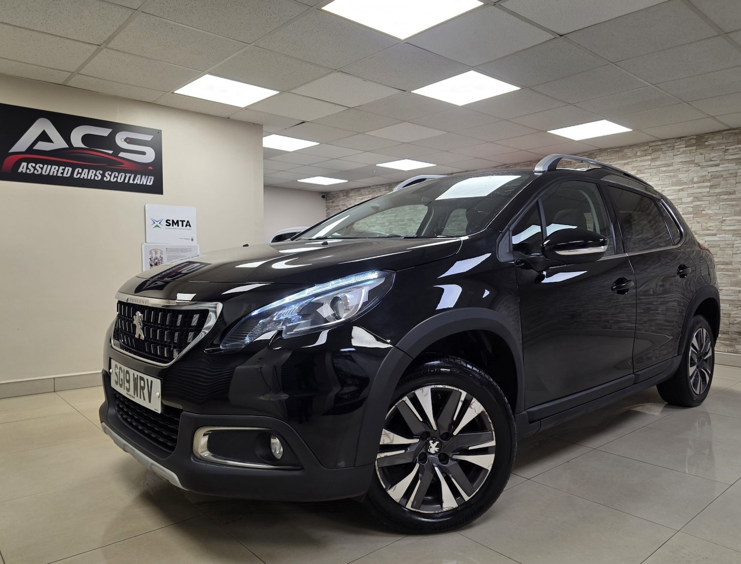 Used Peugeot 2008 2019 for sale - 76896893: Photo 2