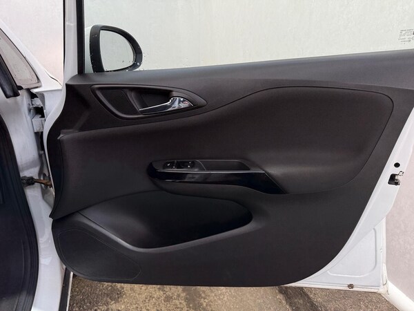 Used Vauxhall Corsa 2016 for sale - 75505057: Photo 5