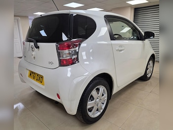 Used Toyota IQ 2011 for sale - 75918595: Photo