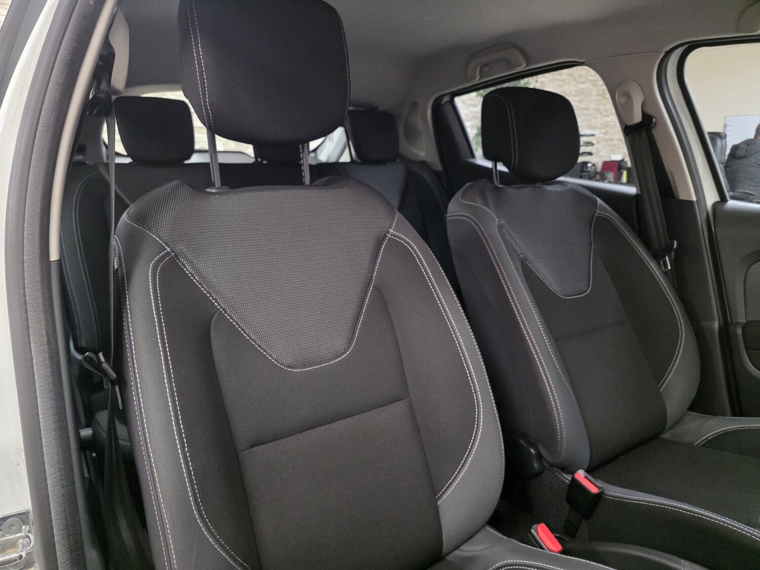 Used Renault Clio 2017 for sale - 77991611: Photo 14