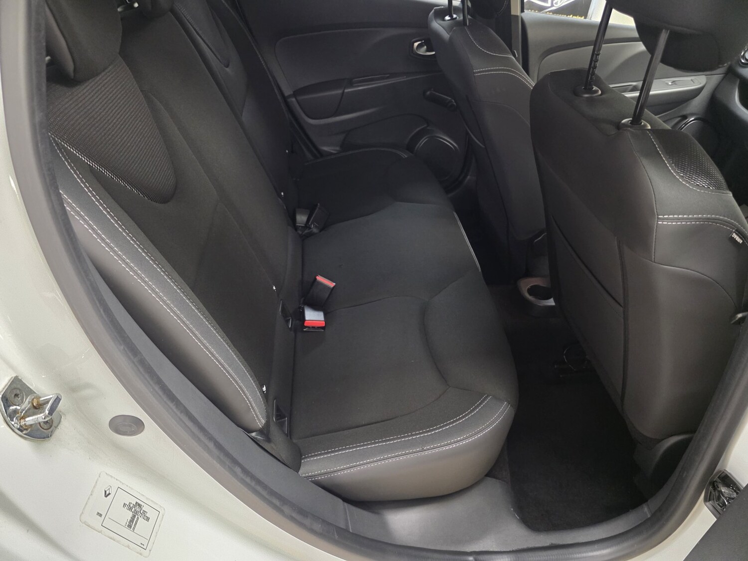 Used Renault Clio 2017 for sale - 77991611: Photo 15